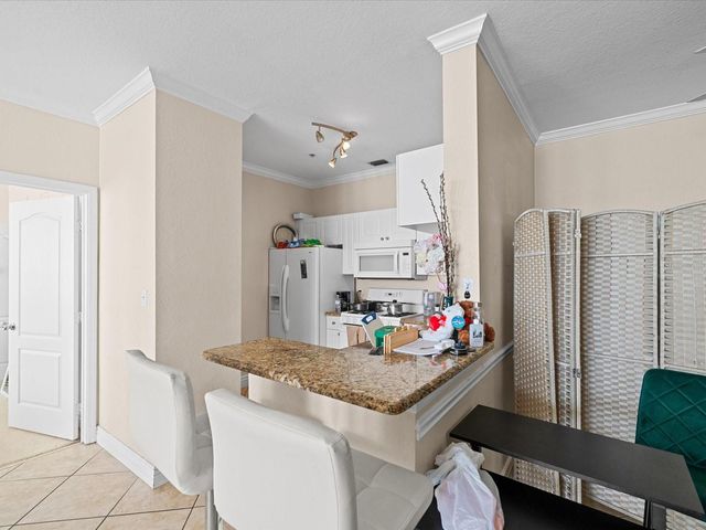 2705 VIA MURANO 123, Clearwater, FL 33764