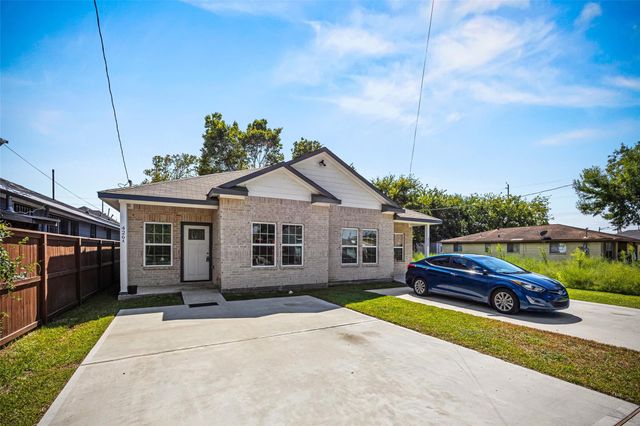 426 New Hampshire Street A, Houston, TX 77029