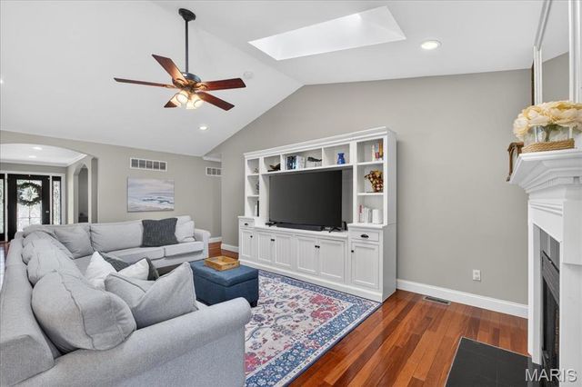 14949 Royalbrook Drive, Chesterfield, MO 63017