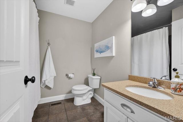 14949 Royalbrook Drive, Chesterfield, MO 63017