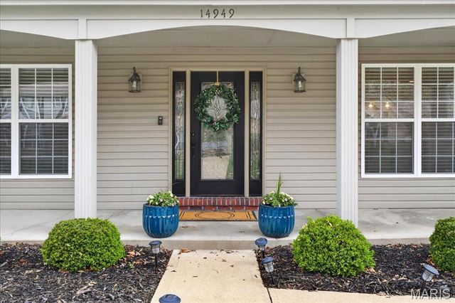 14949 Royalbrook Drive, Chesterfield, MO 63017