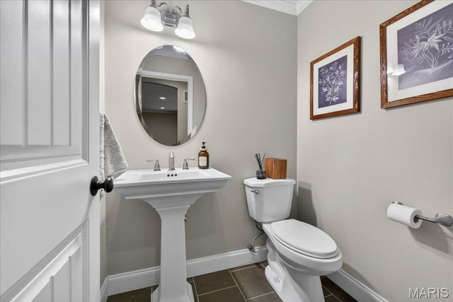 14949 Royalbrook Drive, Chesterfield, MO 63017