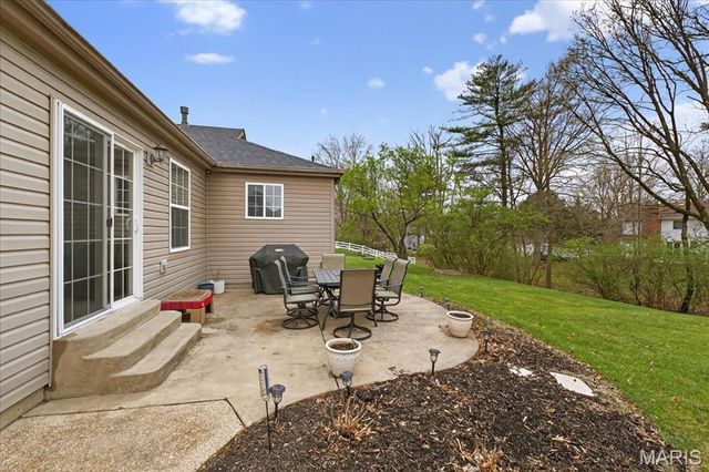 14949 Royalbrook Drive, Chesterfield, MO 63017