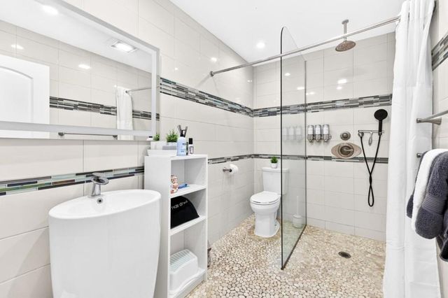 6543 Skyfarm Drive, San Jose, CA 95120