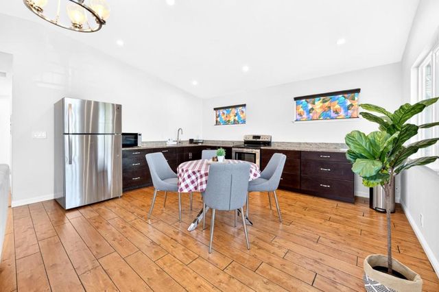 6543 Skyfarm Drive, San Jose, CA 95120