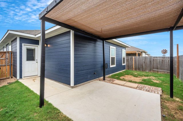 208 Kellys Heroes WAY, Jarrell, TX 76537