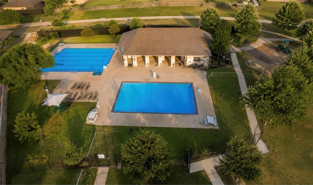 208 Kellys Heroes WAY, Jarrell, TX 76537