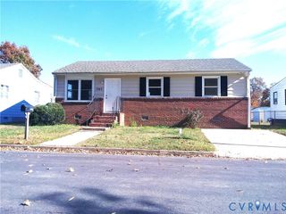 1307 New York Ave, Hopewell, VA 23860