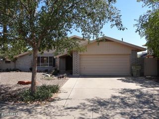 4601 W NORTHVIEW Avenue, Glendale, AZ 85301