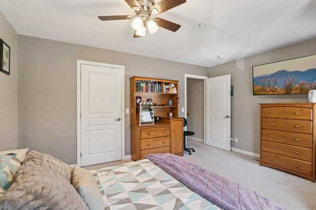 12 April Ct # B, Hudson, NH 03051