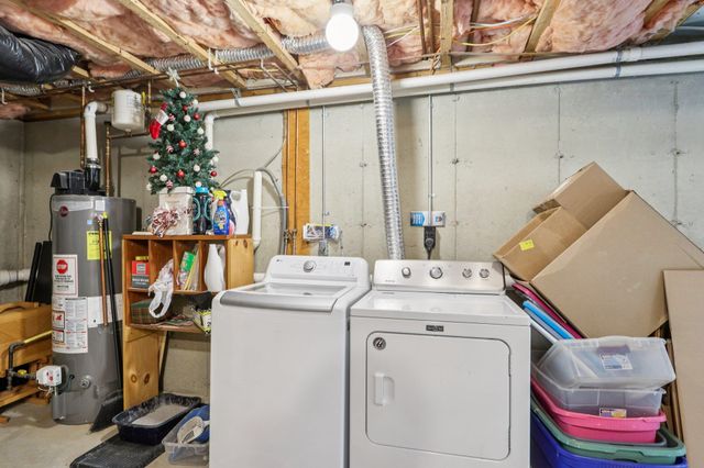12 April Ct # B, Hudson, NH 03051