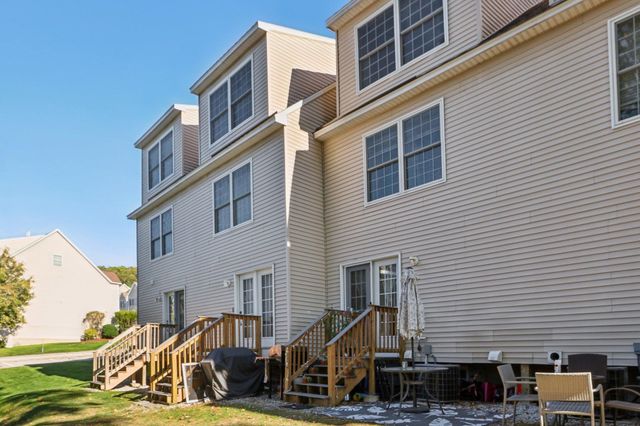 12 April Ct # B, Hudson, NH 03051