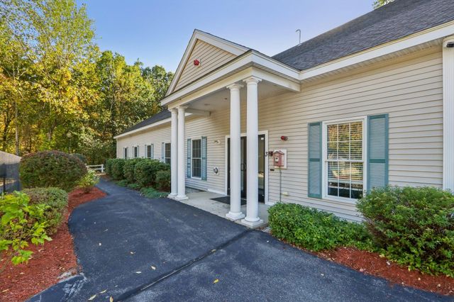 12 April Ct # B, Hudson, NH 03051