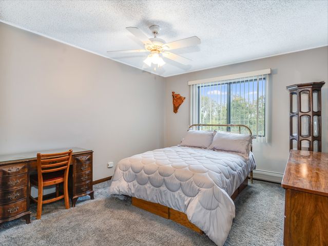 7211 Wolf Road 301A, Indian Head Park, IL 60525