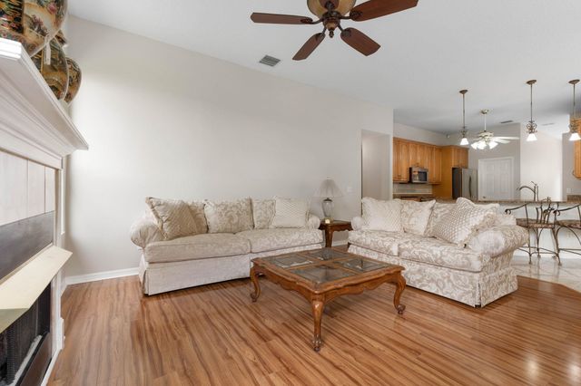 22 Ibis Ct, Palm Coast, FL 32137