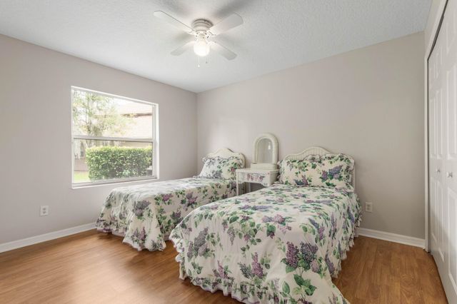 22 Ibis Ct, Palm Coast, FL 32137