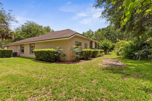 22 Ibis Ct, Palm Coast, FL 32137