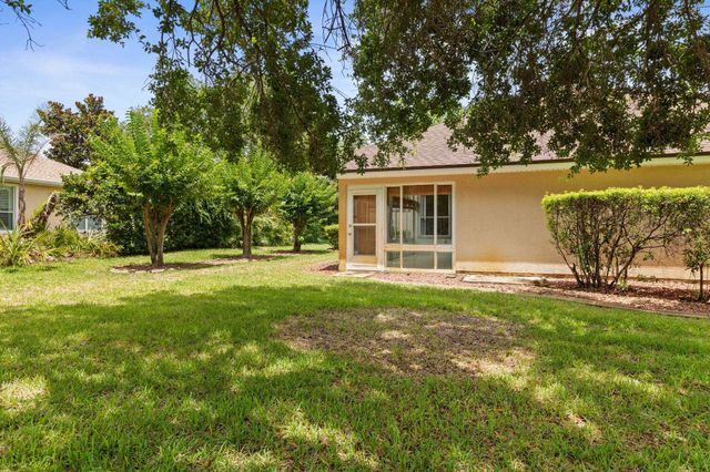 22 Ibis Ct, Palm Coast, FL 32137