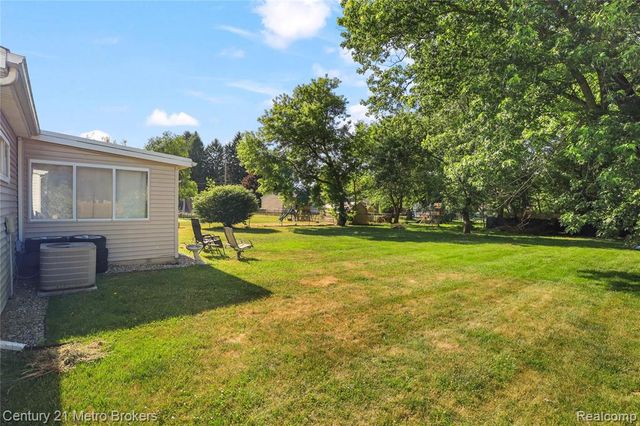 1319 Coutant Street, Flushing, MI 48433