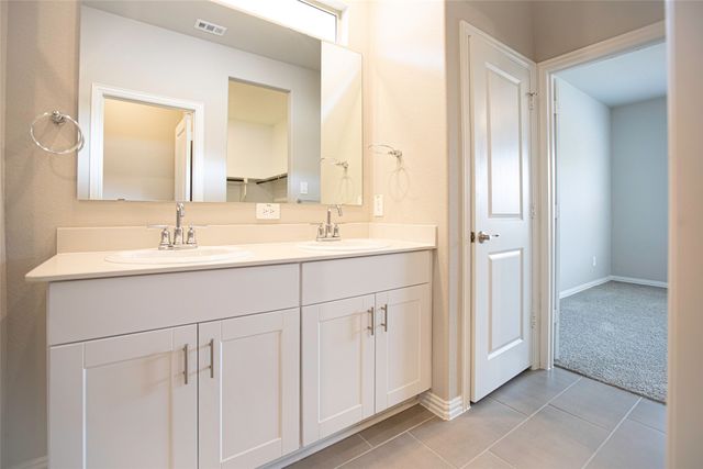 1069 Lakehaven Trail, Lavon, TX 75166