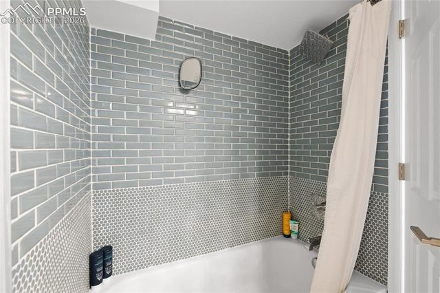17010 Mountain Lake Drive, Monument, CO 80132