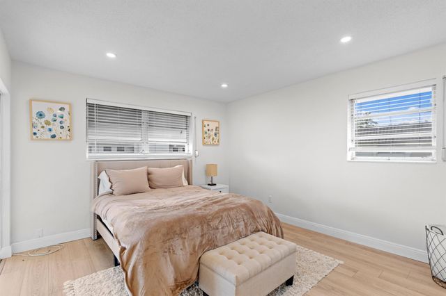 40 SE 13th Street B1, Boca Raton, FL 33432