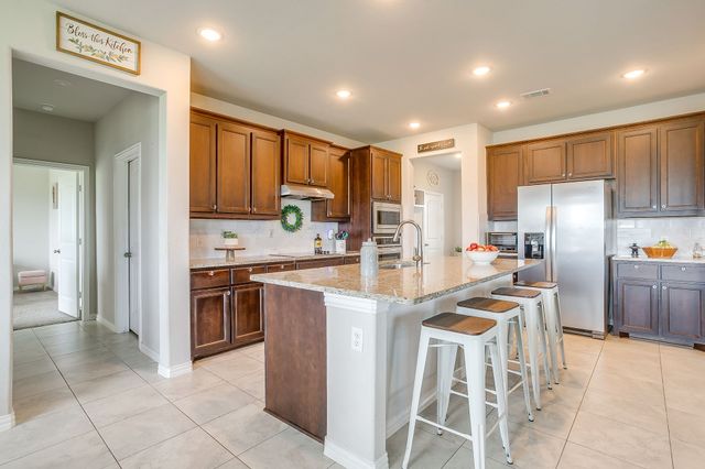 6316 Rhoden Avenue, Godley, TX 76044
