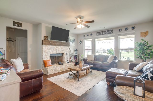 6316 Rhoden Avenue, Godley, TX 76044