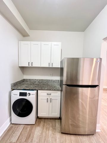 2442 S Kedzie Avenue BF, Chicago, IL 60623