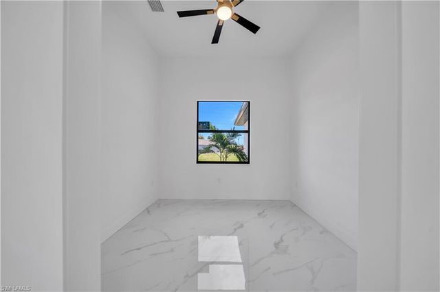 695 Whitmore LOOP, Lehigh Acres, FL 33972