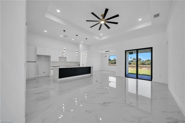 695 Whitmore LOOP, Lehigh Acres, FL 33972