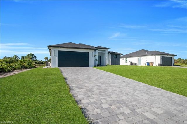 695 Whitmore LOOP, Lehigh Acres, FL 33972