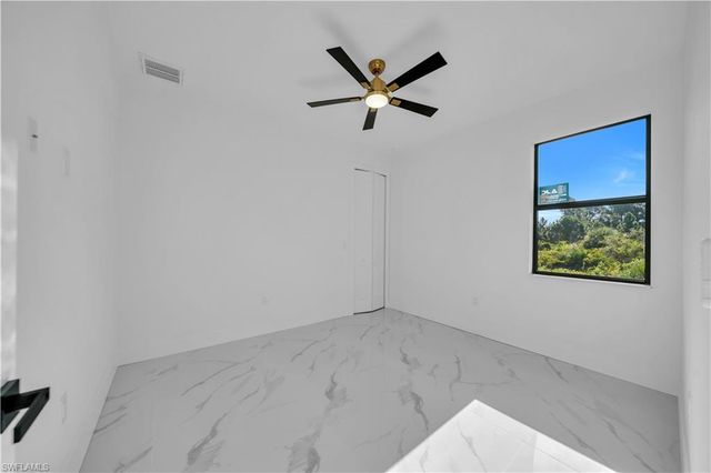 695 Whitmore LOOP, Lehigh Acres, FL 33972