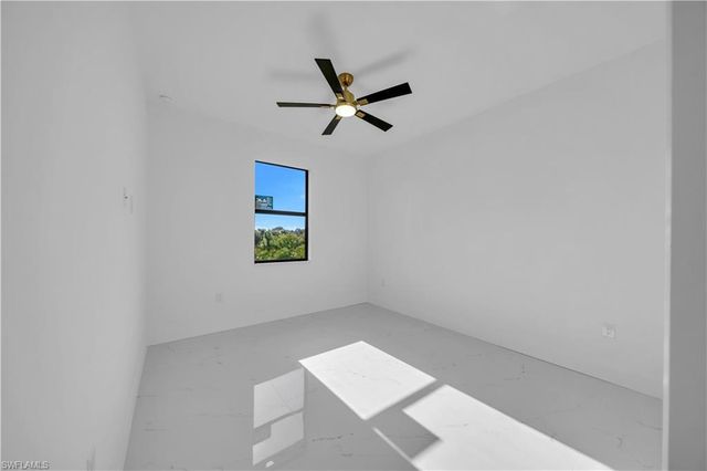695 Whitmore LOOP, Lehigh Acres, FL 33972