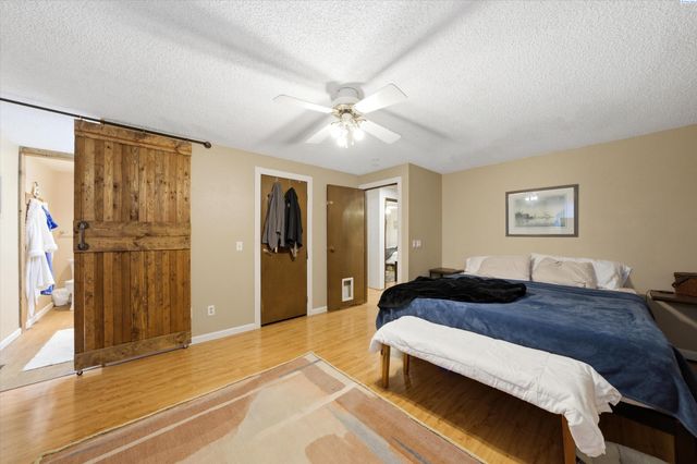 4701 W 14th Ave, Kennewick, WA 99338