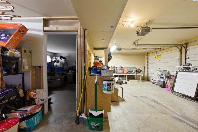 4701 W 14th Ave, Kennewick, WA 99338