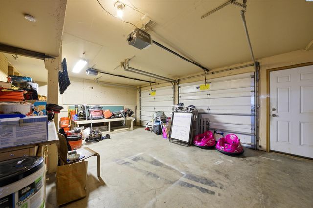 4701 W 14th Ave, Kennewick, WA 99338