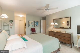 1302-B GINGER DR, Mount Laurel, NJ 08054
