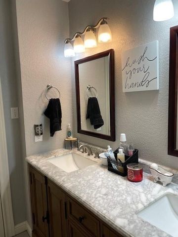 16126 Tibet Road, Friendswood, TX 77546
