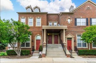 29294 W Glenoaks, Farmington Hills, MI 48334