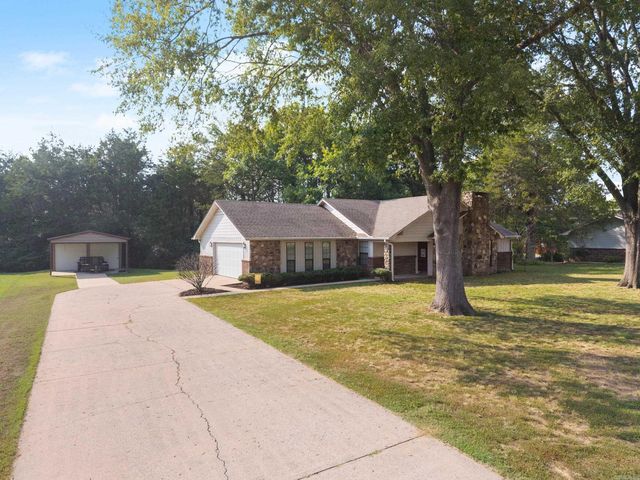 3 New Oxford Road, Conway, AR 72034