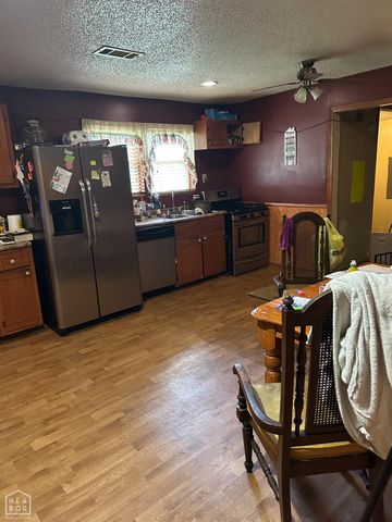 611 Warren Street, Jonesboro, AR 72401