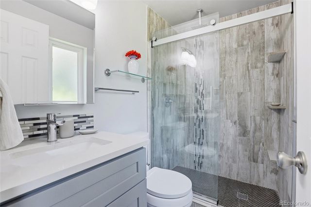 12946 E 2nd Avenue, Aurora, CO 80011