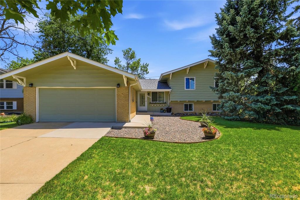 12946 E 2nd Avenue, Aurora, CO 80011