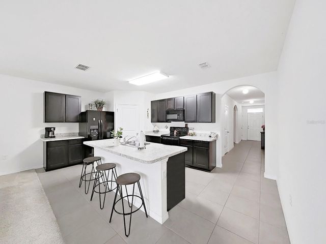 8112 BILSTON VILLAGE LANE, Gibsonton, FL 33534