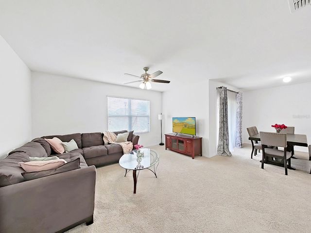 8112 BILSTON VILLAGE LANE, Gibsonton, FL 33534