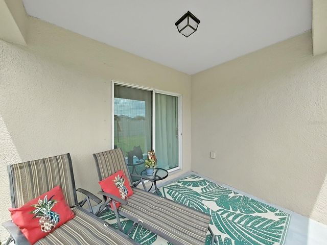 8112 BILSTON VILLAGE LANE, Gibsonton, FL 33534