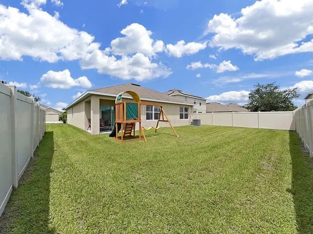 8112 BILSTON VILLAGE LANE, Gibsonton, FL 33534