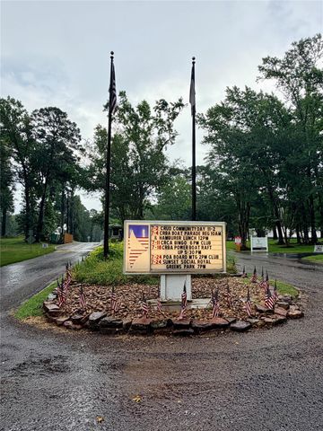 85 S Royale Greens Drive, Coldspring, TX 77331