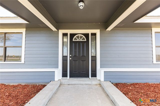 985 County Road 301, Shiner, TX 77984